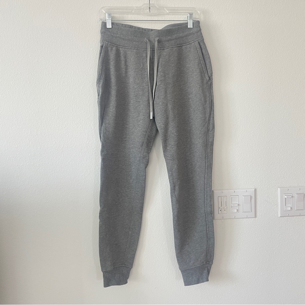 Lululemon Scuba Joggers Size 6